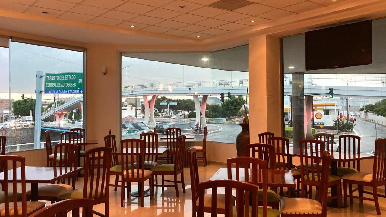 Hotel Enterprise Inn Poliforum Leon Bagian luar foto