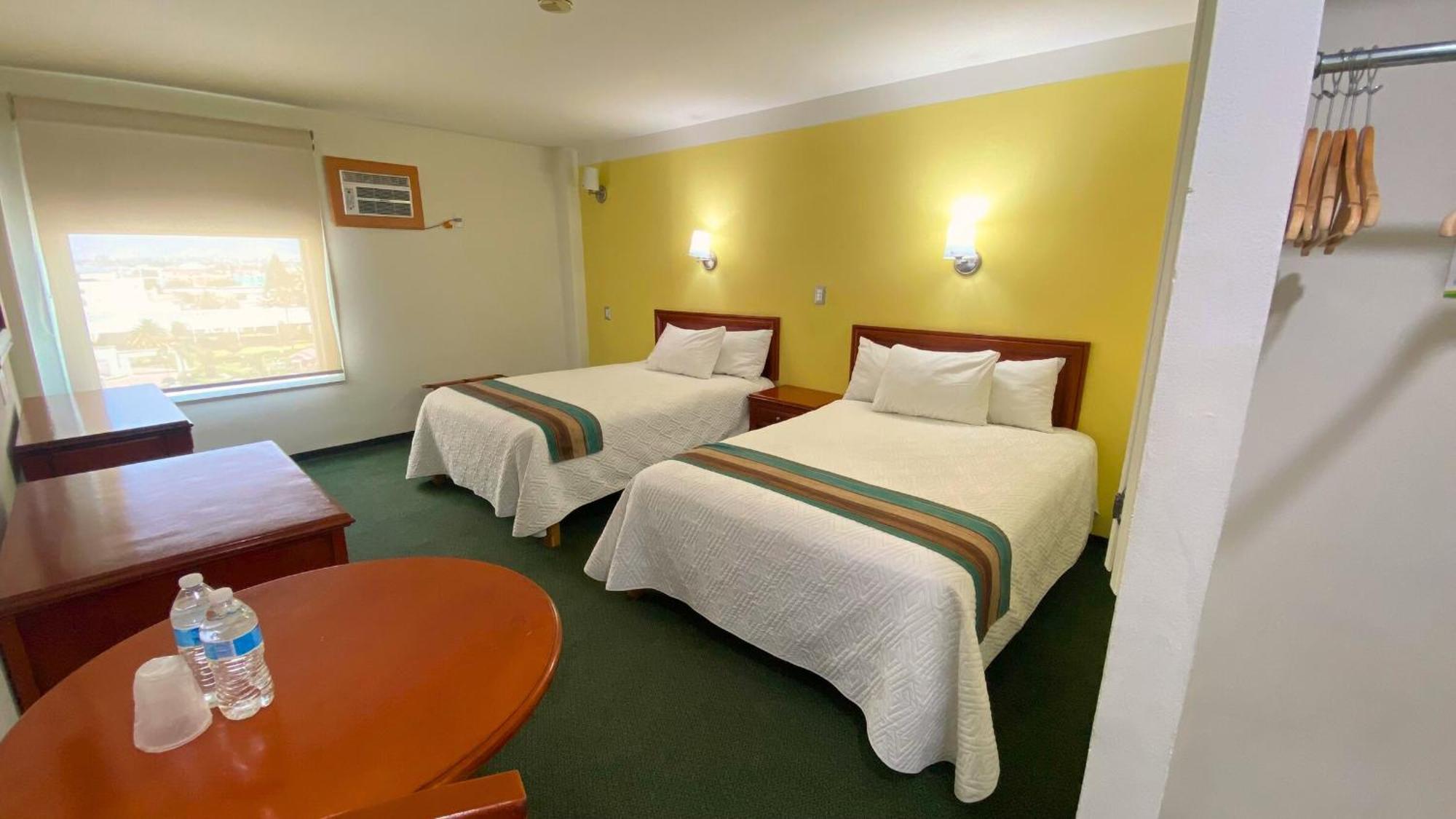 Hotel Enterprise Inn Poliforum Leon Bagian luar foto