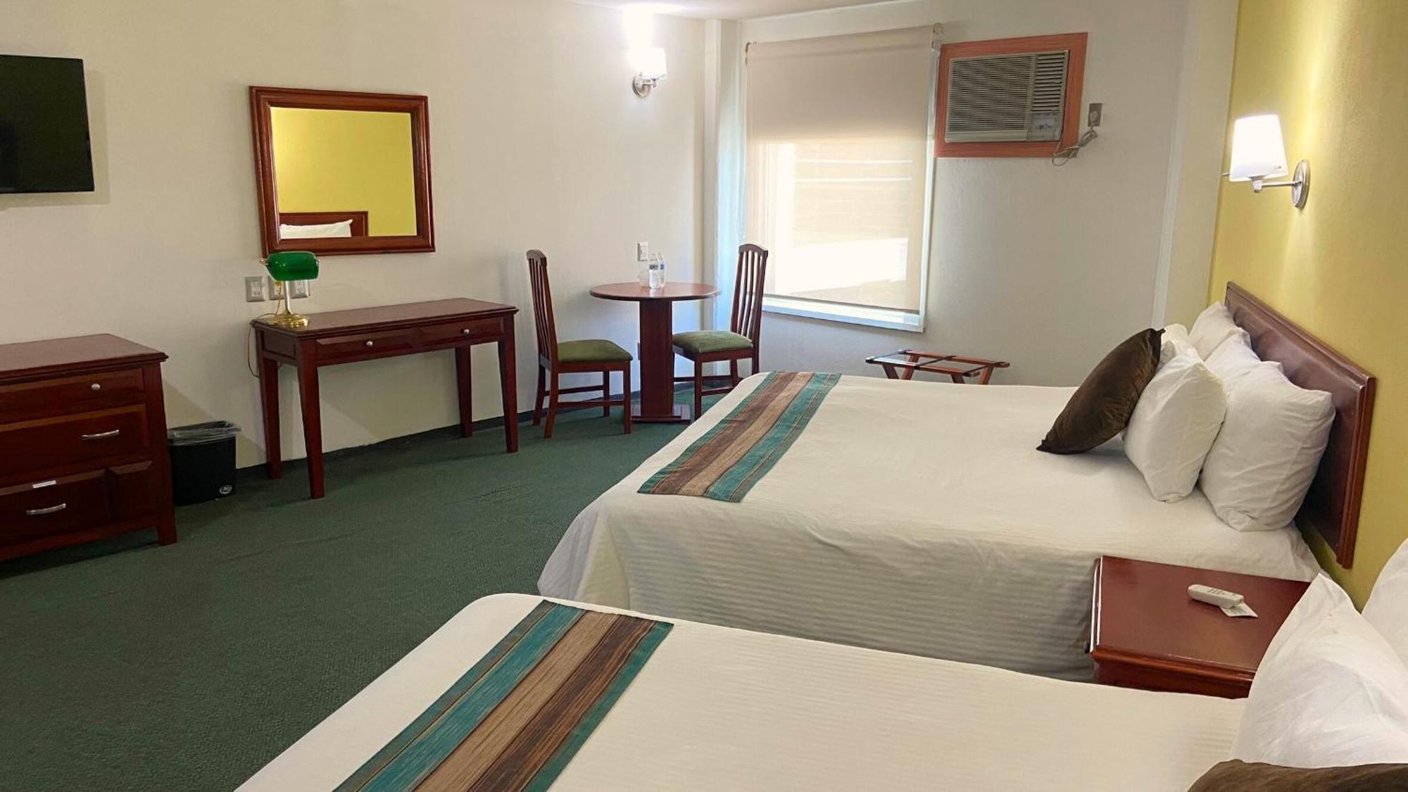 Hotel Enterprise Inn Poliforum Leon Bagian luar foto
